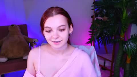 Aisha online show from May 2026 02:00:01 PM