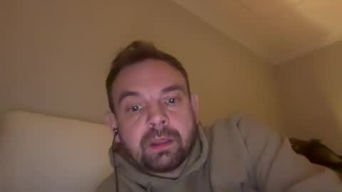 Snapshot of shyb35 chatting on December 2024 10:41:01 PM shyb35 online show from December 2024 10:41:01 PM