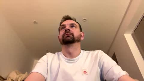 Snapshot of shyb35 chatting on January 2025 12:57:02 AM shyb35 online show from January 2025 12:57:02 AM