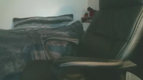 shyboyhugecum2020 online show from March 2026 04:18:02 AM