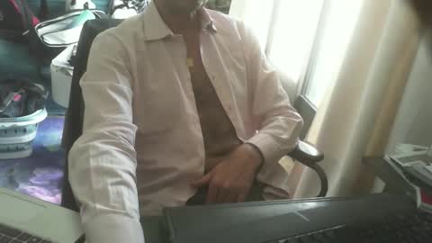 shyfrenchcock online show from April 2026 03:17:02 PM