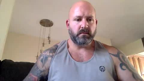 Snapshot of shyguy887 chatting on January 2026 06:44:02 PM shyguy887 online show from January 2026 06:44:02 PM