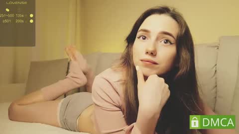 Snapshot of shypeachmaru chatting on May 2026 10:05:01 PM Mary online show from May 2026 10:05:01 PM