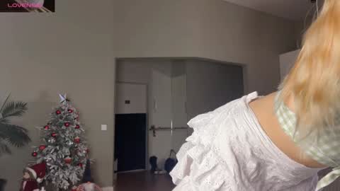 Aurora online show from January 2025 05:16:01 AM