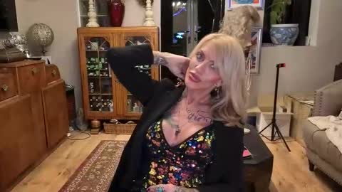 Snapshot of shytrans_uk chatting on February 2026 12:44:01 AM shytrans_uk online show from February 2026 12:44:01 AM