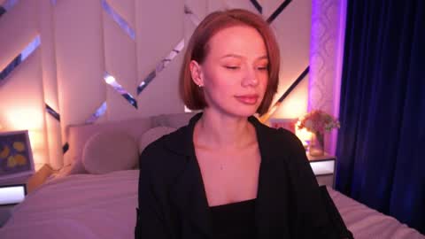 shyysiren online show from May 2026 01:19:01 PM
