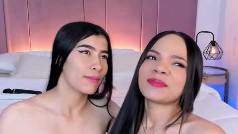 Snapshot of siara_lewis_ chatting on March 2026 11:54:01 PM Siara and Zoe tattoo online show from March 2026 11:54:01 PM
