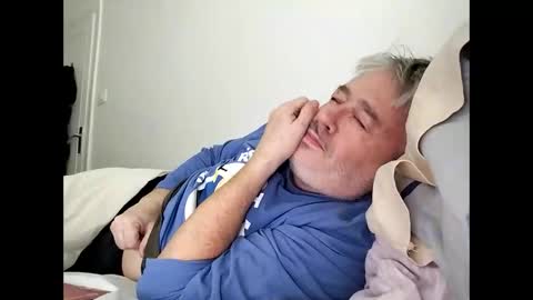 sibemolx online show from November 2025 12:16:02 AM