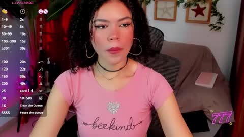 Vaiolet online show from March 2026 02:00:02 PM