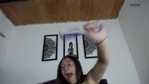 Snapshot of sienna_rose_pym chatting on April 2026 12:17:02 PM Sienna online show from April 2026 12:17:02 PM