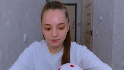 Sienna Mia online show from May 2026 06:38:02 PM