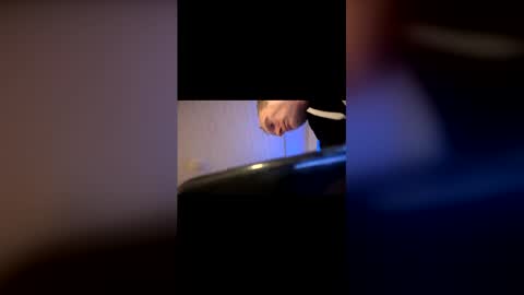 Snapshot of siergiej6969 chatting on December 2025 08:10:01 AM R online show from December 2025 08:10:01 AM