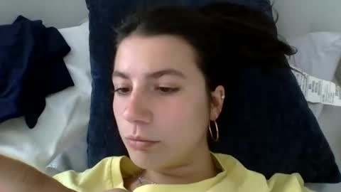 sierranovaa online show from April 2026 07:06:02 PM