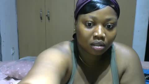 Snapshot of silkyandmaster chatting on March 2026 09:21:01 PM silkyandmasterr online show from March 2026 09:21:01 PM