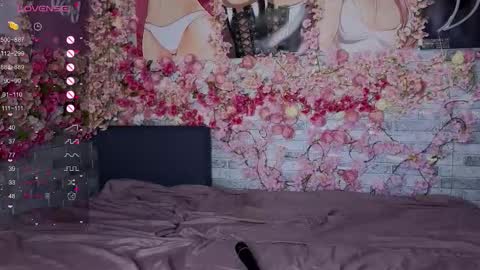 silly___woman online show from March 2026 08:26:01 PM