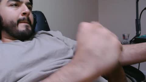 Snapshot of silva1018 chatting on January 2026 06:28:02 AM Alvaro online show from January 2026 06:28:02 AM