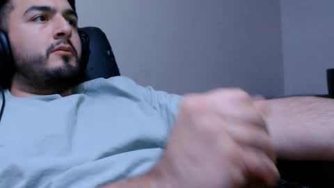 Snapshot of silva1018 chatting on February 2026 05:47:02 AM Alvaro online show from February 2026 05:47:02 AM