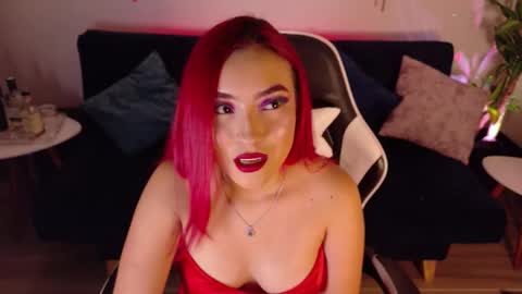 Snapshot of silvana_goddess chatting on November 2025 01:18:02 AM Silvana  online show from November 2025 01:18:02 AM