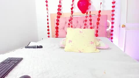 Silvana online show from February 2025 05:25:02 PM