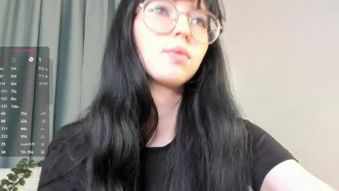 Alice online show from June 2026 09:32:02 PM