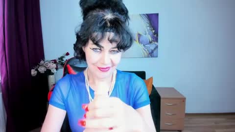 Snapshot of silvia_wallec chatting on June 2026 11:33:01 AM Silvia Wallec online show from June 2026 11:33:01 AM