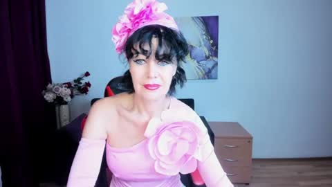 Snapshot of silvia_wallec chatting on July 2026 05:33:02 AM Silvia Wallec online show from July 2026 05:33:02 AM
