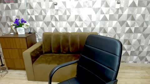 silviarosse online show from April 2026 11:14:01 AM