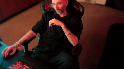 Snapshot of simbell chatting on March 2026 01:31:02 AM simbell online show from March 2026 01:31:02 AM