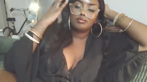 Simin Fox online show from September 2025 04:58:02 AM