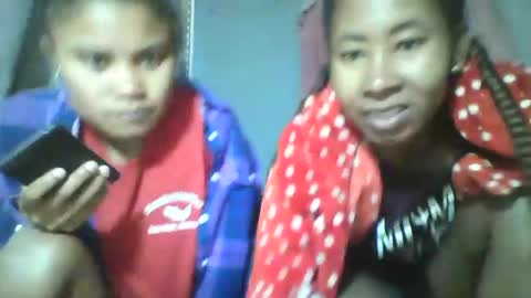 Snapshot of simirna98 chatting on June 2026 08:39:02 AM simirna98 online show from June 2026 08:39:02 AM