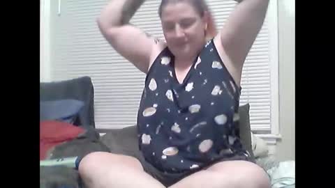 Snapshot of simm_w chatting on February 2026 11:58:02 PM Simm W online show from February 2026 11:58:02 PM