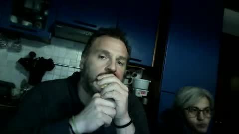 Snapshot of simodav chatting on February 2026 06:47:02 PM simodav online show from February 2026 06:47:02 PM