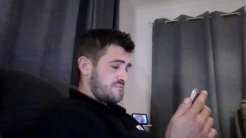 simomoliver online show from November 2025 07:24:02 PM