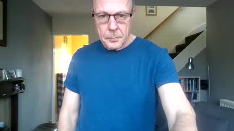 Snapshot of simon56691 chatting on March 2025 03:18:01 PM simon56691 online show from March 2025 03:18:01 PM