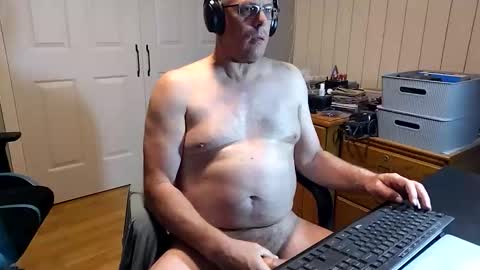 Simon online show from November 2025 12:38:01 PM