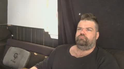 simon_8510 online show from March 2026 04:41:01 PM