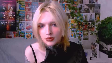 Simona online show from November 2025 09:35:01 PM