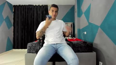 SIMON KELER online show from January 2025 05:03:01 PM