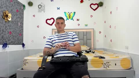 SIMON KELER online show from September 2025 06:07:01 PM