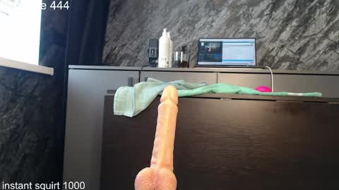 regina online show from June 2026 06:59:01 AM