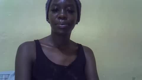 simplyloy33 online show from April 2026 04:19:01 AM