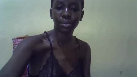 Snapshot of simplyloy33 chatting on April 2026 05:36:02 AM simplyloy33 online show from April 2026 05:36:02 AM