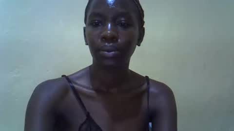 Snapshot of simplyloy33 chatting on May 2026 05:56:02 AM simplyloy33 online show from May 2026 05:56:02 AM