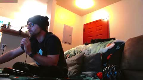 Husky Dad online show from November 2025 03:38:02 AM