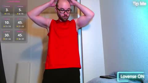 Husky Dad online show from December 2025 02:28:01 AM