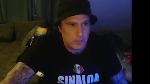 Snapshot of sinalco1975 chatting on September 2025 02:24:01 AM sinalco1975 online show from September 2025 02:24:01 AM