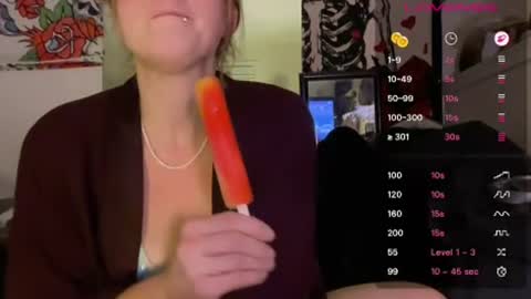 Snapshot of sinderleeisagoodgirl chatting on July 2026 05:54:02 AM sinderleeisagoodgirl online show from July 2026 05:54:02 AM