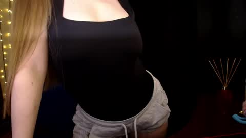 Sindi online show from April 2026 02:29:01 PM