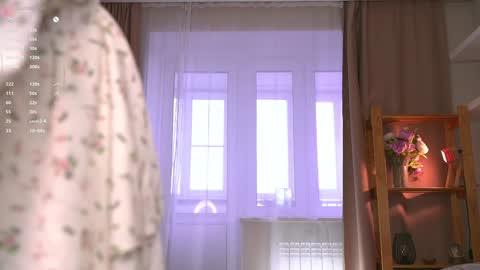   online show from September 2025 04:03:01 AM