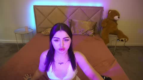 Kira online show from June 2026 01:17:02 PM